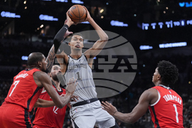 Rockets Spurs Basketball