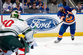 Wild Islanders Hockey