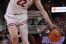 N Illinois Wisconsin Basketball