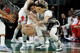 Bulls Bucks Basketball