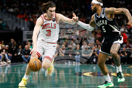 Bulls Bucks Basketball