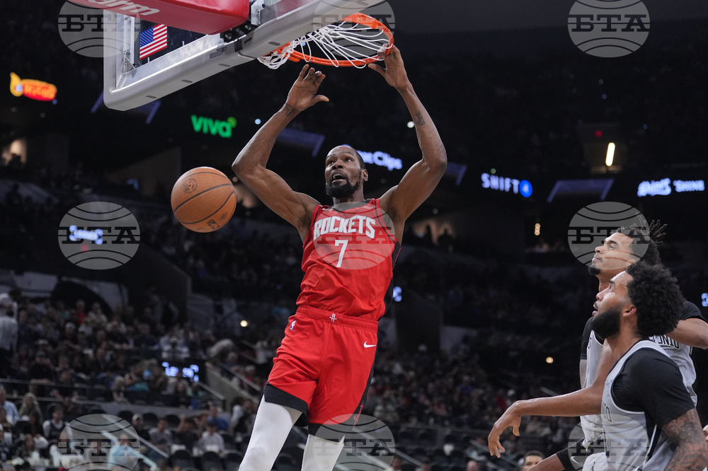 Rockets Spurs Basketball