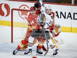 Blackhawks Flames Hockey