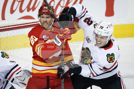 Blackhawks Flames Hockey