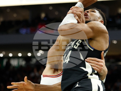 Bulls Bucks Basketball