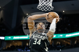 Bulls Bucks Basketball