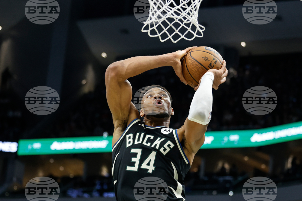 Bulls Bucks Basketball