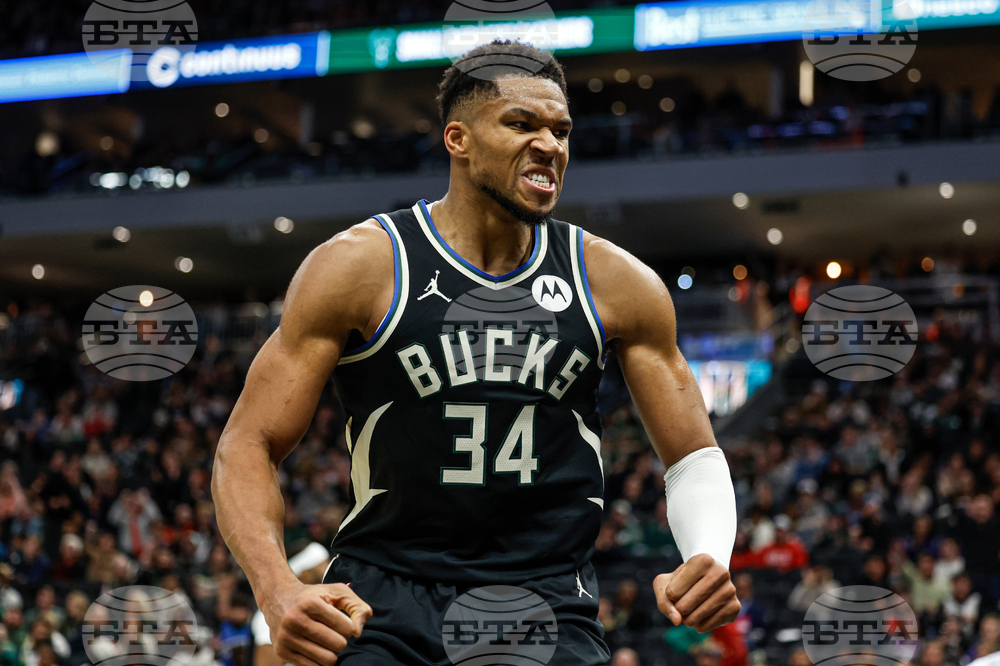 Bulls Bucks Basketball