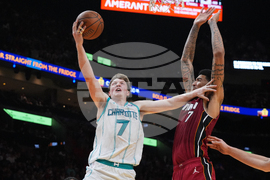 Hornets Heat Basketball