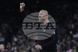 Rockets Spurs Basketball