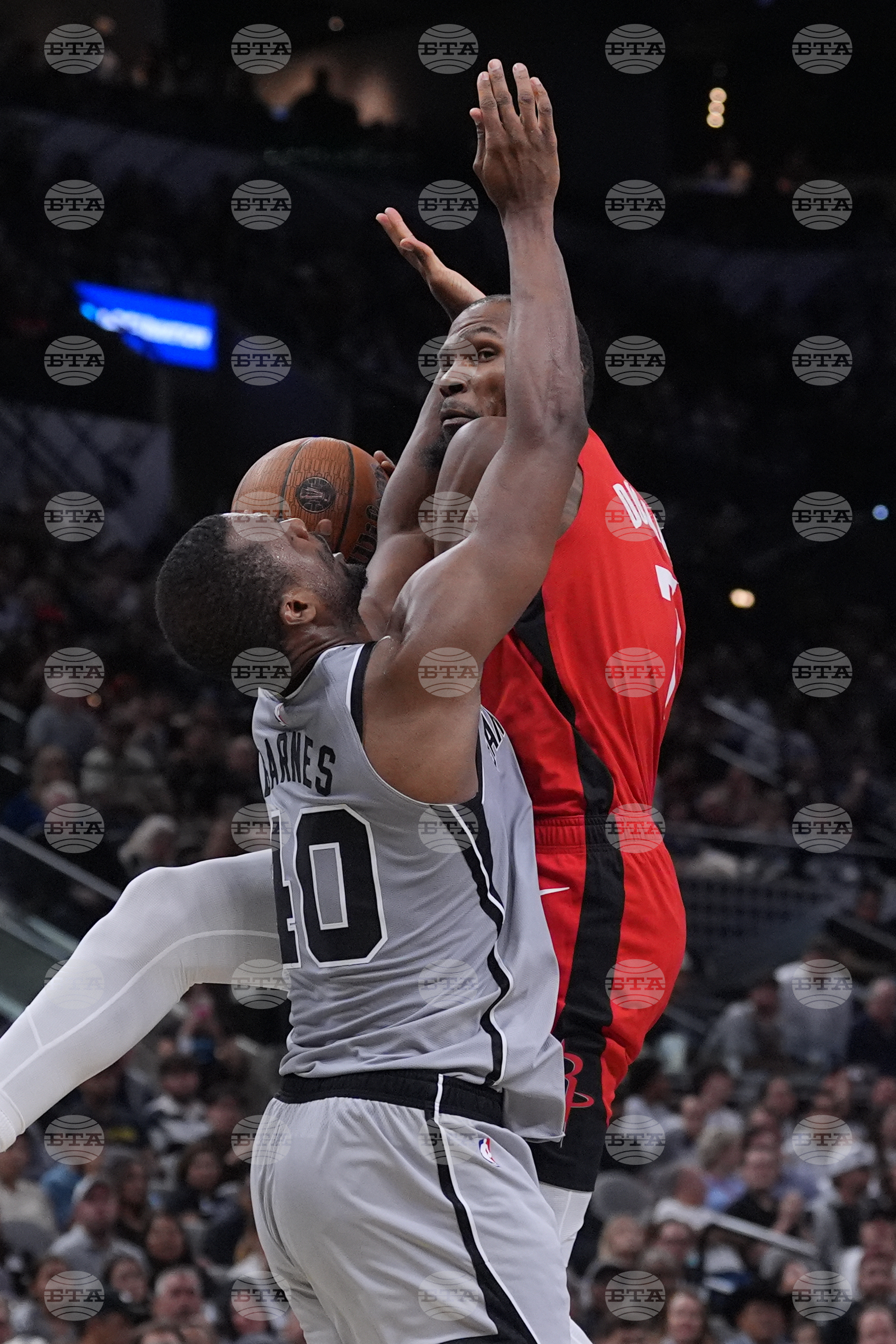 Rockets Spurs Basketball