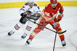 Blackhawks Flames Hockey