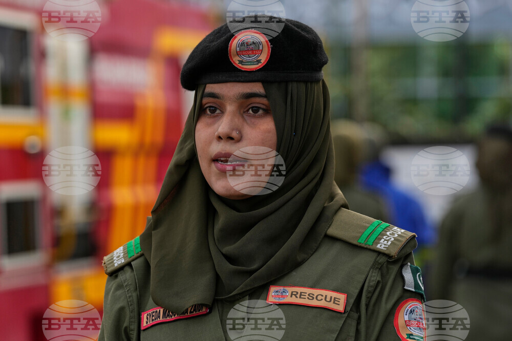 Pakistan Women Firefighters