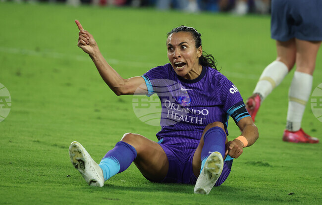 NWSL Pride Reign Soccer