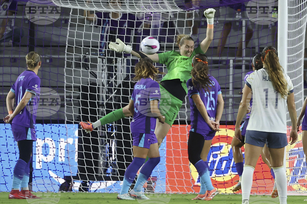 NWSL Reign Pride Soccer