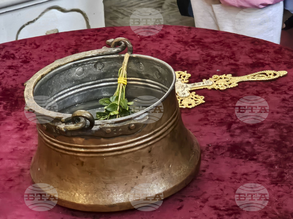 Русе - "Свети Архангел Михаил" - църква Долапите