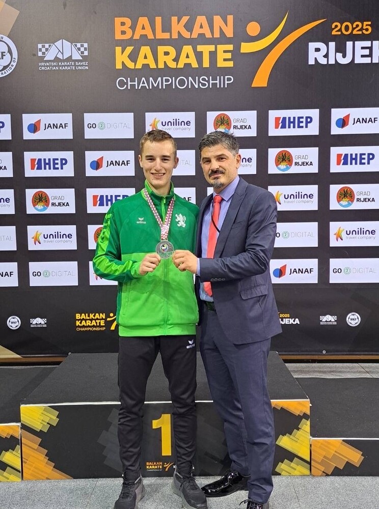 Сребърен медал за България в първия ден на Балканското първенство по карате в Риека