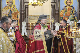 Село Преславен - храм "Свети Арханегл Михаил" - литургия