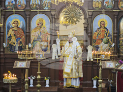 Село Преславен - храм "Свети Арханегл Михаил" - литургия