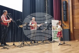 Сливен - конкурс-надпяване "Славеи пеят край Сливен"