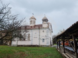 Село Шишковци - храм - празник