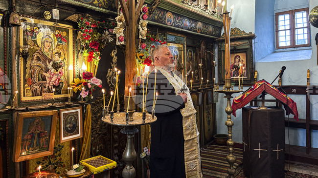 Църквата "Свети Архангел Михаил“ в самоковското село Продановци отбеляза храмовия си празник