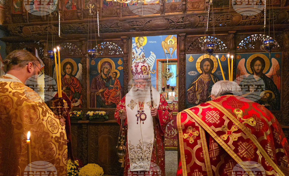 Чекотински манастир - празник - света литургия