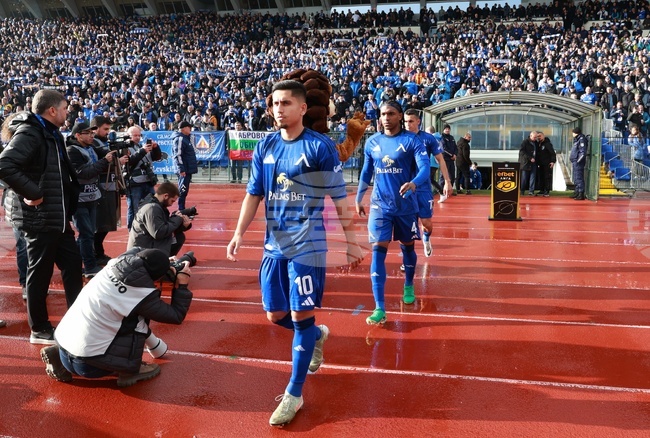 Асен Митков смята, че младежките национали на България са се представили днес далече от възможностите си