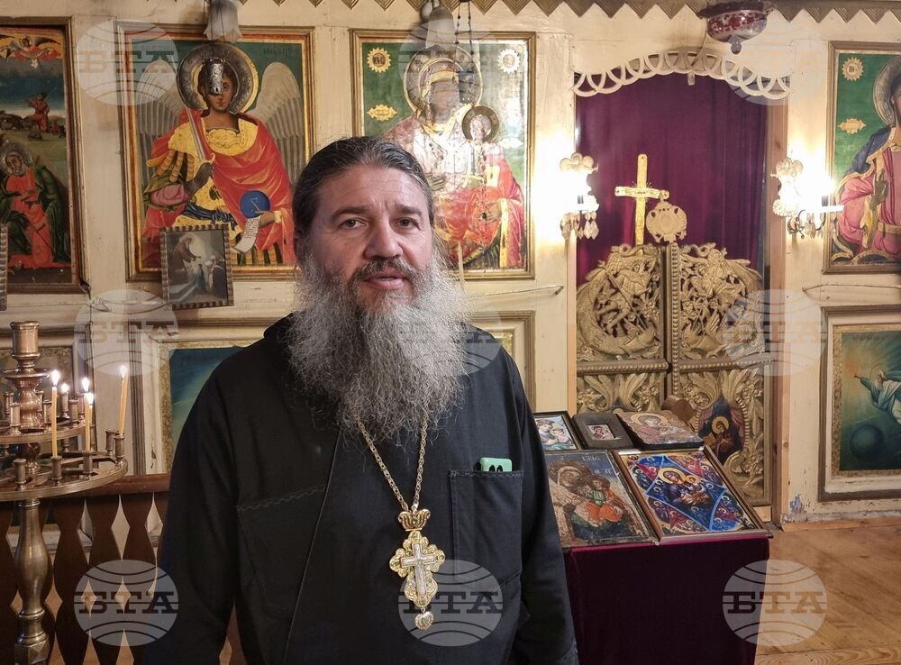 Църквата "Св. Архангел Михаил” в Стралджа посрещна храмовия си празник с обновен външен вид