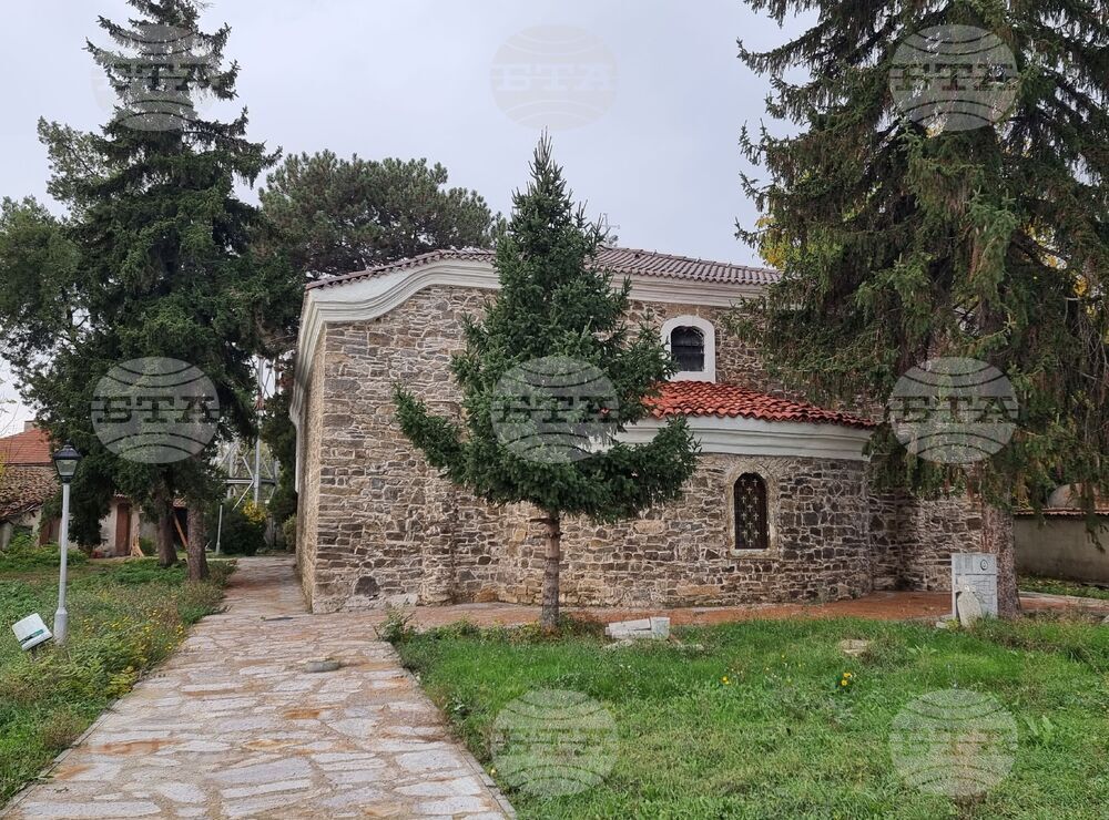 Стралджа - храм „Св. Архангел Михаил”