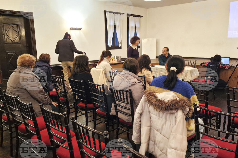 Шумен - Боян Йорданов - “Под месечината, огромна като тиква”