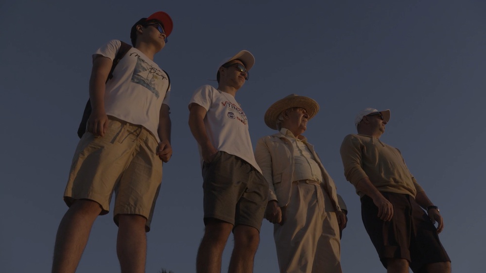 Филм представя ученици на учителя Теодосий Теодосиев