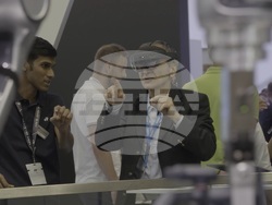 Филмът „Социално силните“ представя ученици на учителя Теодосий Теодосиев, снимка – екип