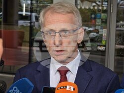 "Продължаваме промяната" - Национален съвет - брифинг - акад. Николай Денков