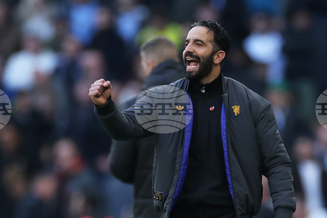 Мениджърът на Манчестър Юнайтед Рубен Аморим разкри, че Бенямин Шешко е избегнал сериозна контузия