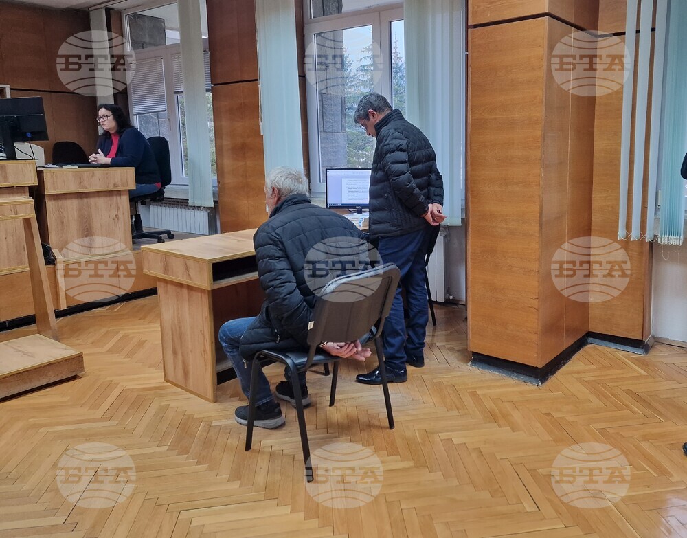 Смолян - Районен съд - мярка - боеприпаси - оръжия