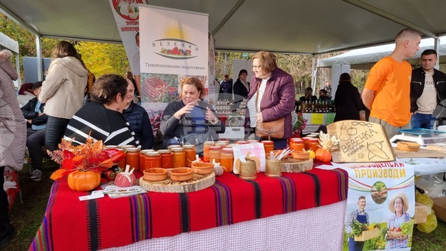 Северна Македония - Скопие - панаир - храни и напитки
