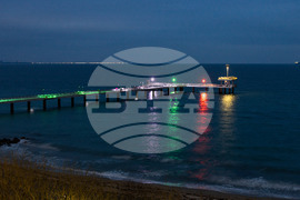 Бургас - мост - цветовете на трибагреника