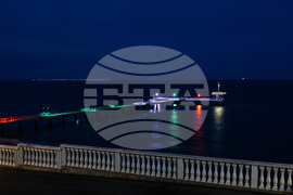 Бургас - мост - цветовете на трибагреника