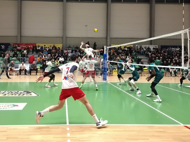 ЦСКА победи Дея спорт и се изкачи на второ място във волейболното първенство за мъже