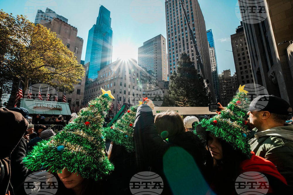 Rockefeller-Center-Christmas-Tree