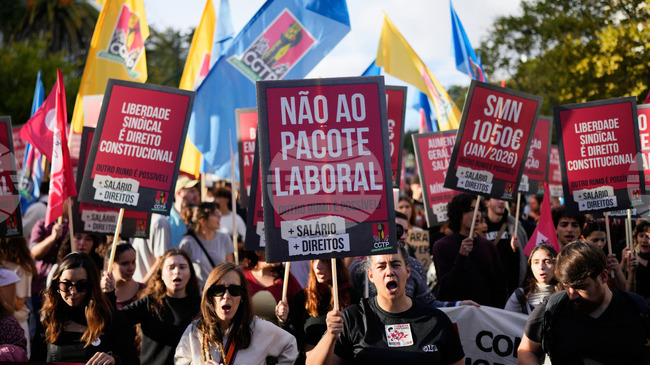 Десетки хиляди в Португалия протестираха срещу предложените трудови реформи