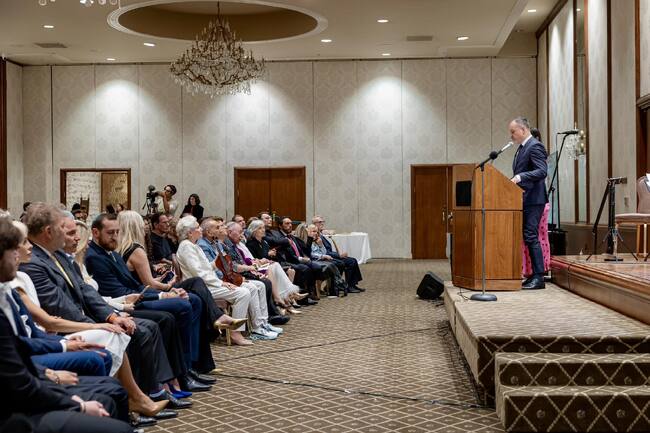 Церемония по връчване на българските награди за изкуство, култура, образование и наука на фондация “BgFACE“ се състоя в Лос Анджелис