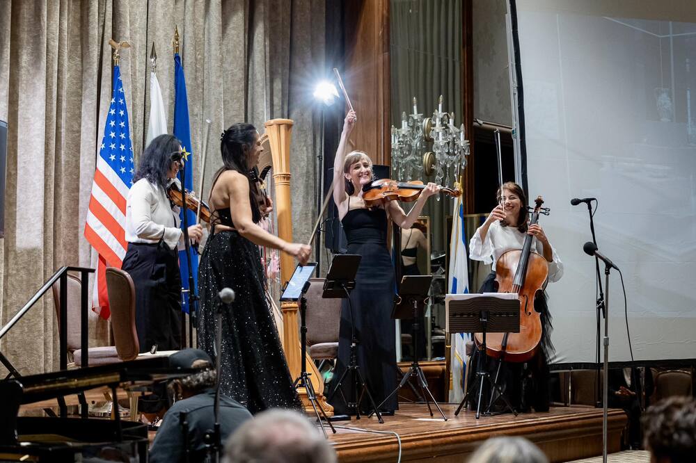 Състоя се първият концерт на “Български класически концерти - Лос Анджелис”, който отбеляза началото за новата неправителствена организация