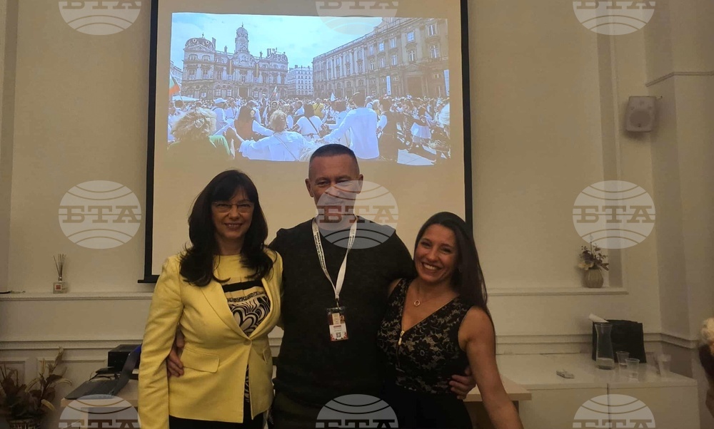 Първото представяне в България на документалния филм "Магията на българското хоро" се състоя в София