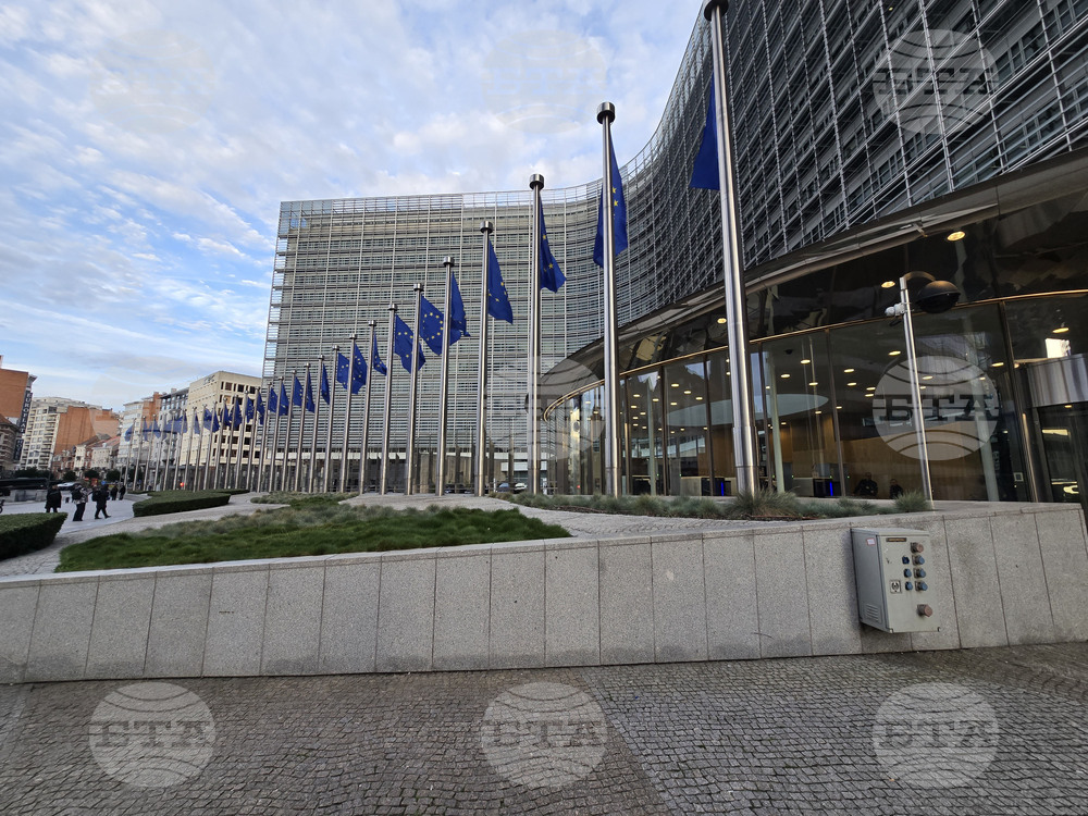 ТАСР: Европейската комисия започва процедура за нарушение срещу Словакия във връзка с промените в конституцията ѝ