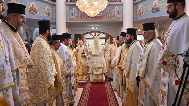 Пловдивският митрополит Николай възглави архиерейска света литургия в Асеновград