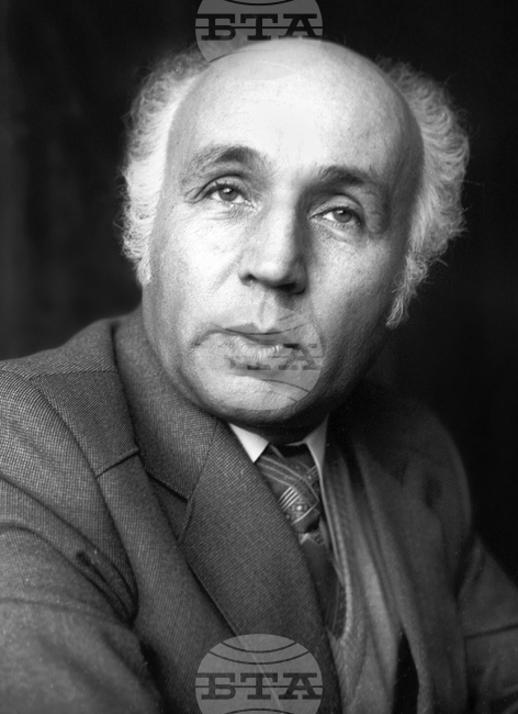 Днес се навършват сто години от рождението на Вътьо Раковски