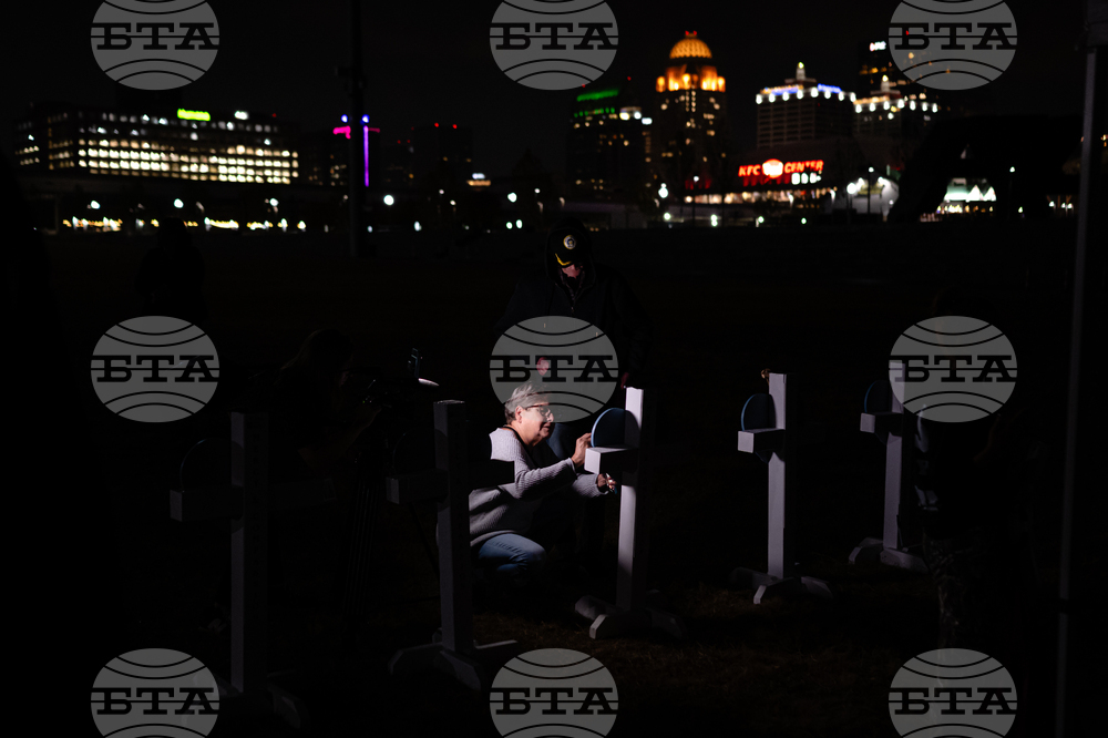 APTOPIX Louisville UPS Plane Crash