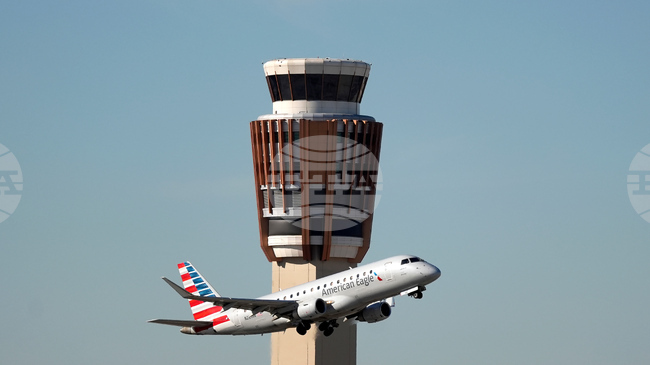 Хаосът на летищата в САЩ се задълбочава след отмяната на стотици полети заради спрялото работа правителство